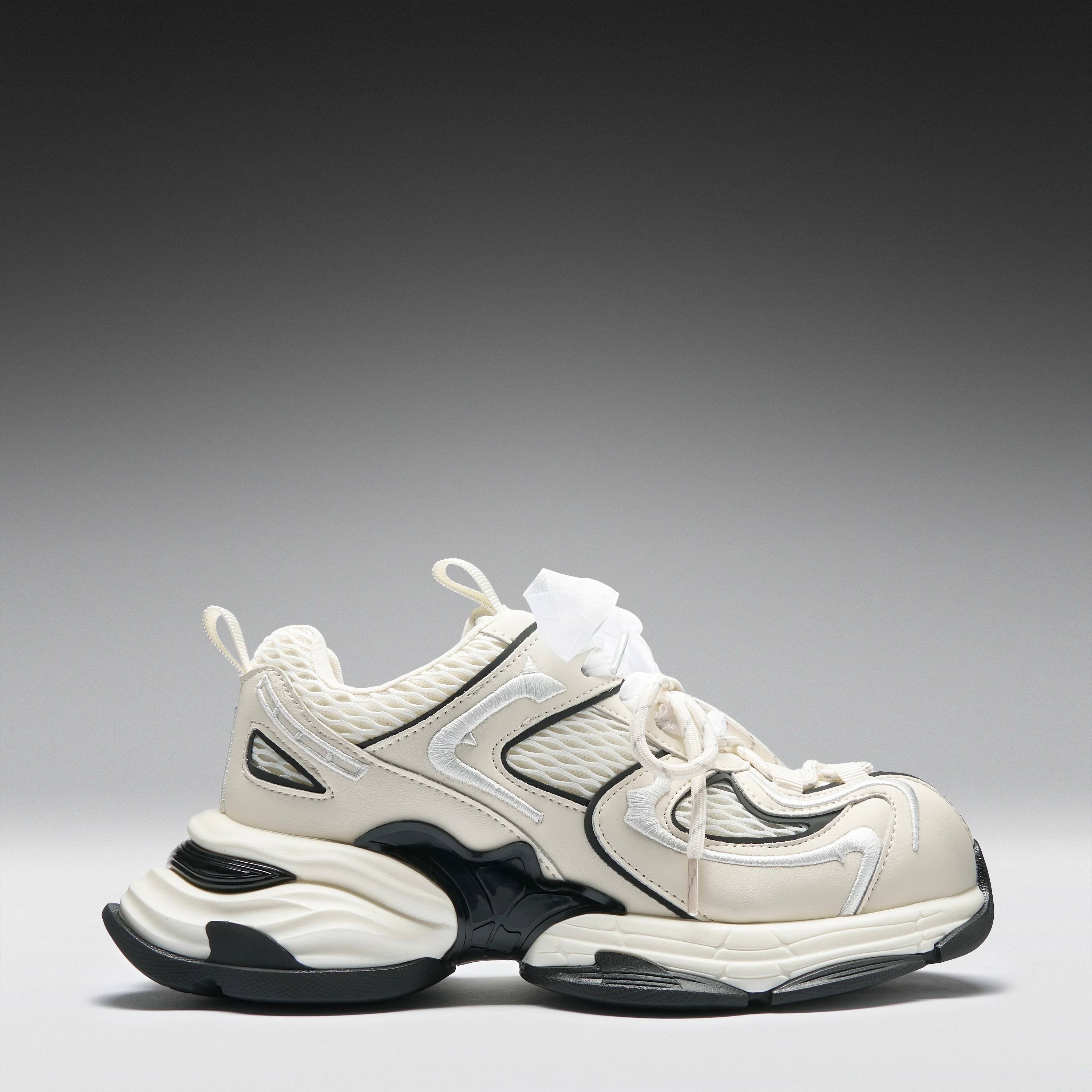 Labyrinth Mega Chunky Trainers - White - Image 2